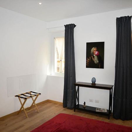 Fidia Palace Claudia'S Apartment Colosseo Рим Екстер'єр фото