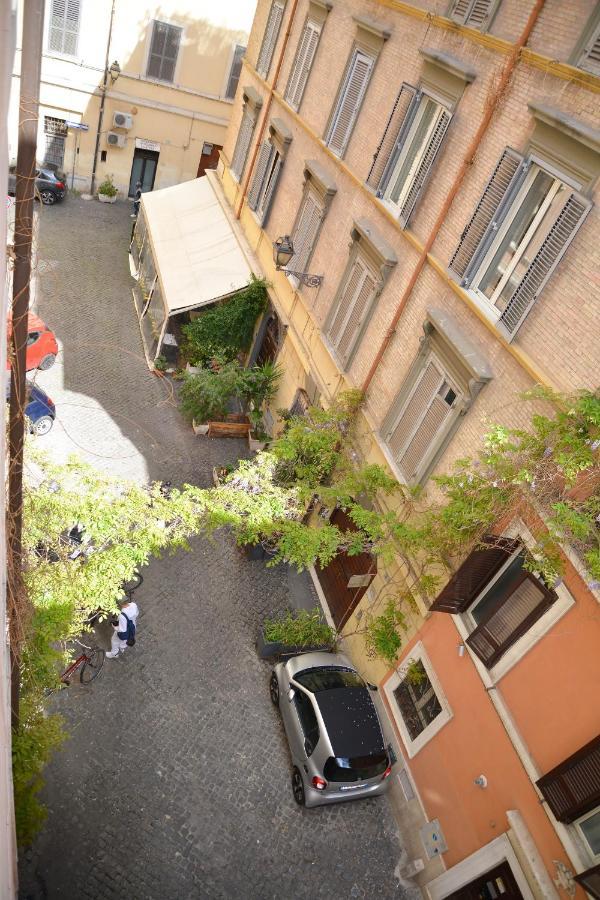 Fidia Palace Claudia'S Apartment Colosseo Рим Екстер'єр фото