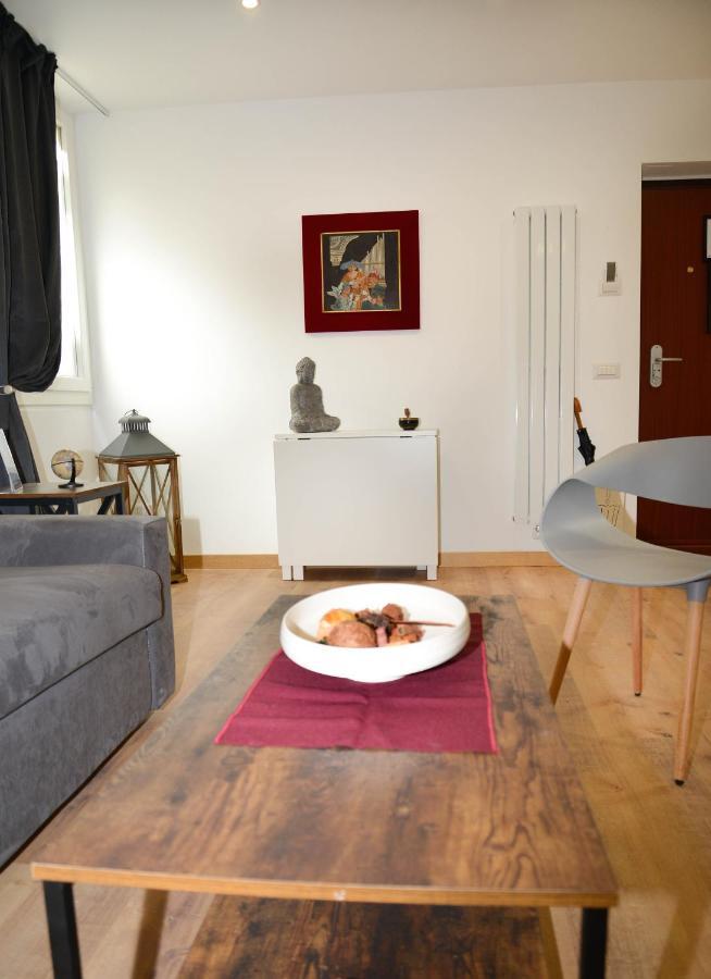 Fidia Palace Claudia'S Apartment Colosseo Рим Екстер'єр фото